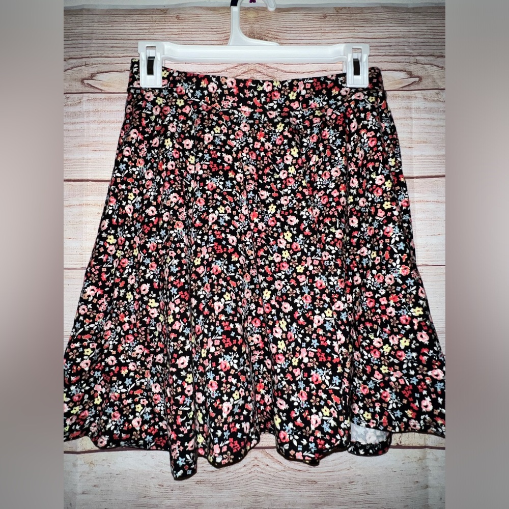 Lauren Conrad Floral skirt